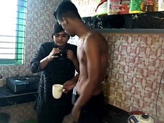 Home Alone Step Siblings Kitchen Fuck - Desi Indian Girl Big Ass Doggy Style