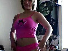 18 jaar, Enthousiasteling, Grote mammen, Blond, Masturbatie, Slipje, Strippen, Tiener