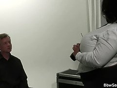 ぽっちゃり, デカパイ, 浮気者, エロ熟女, 異人種間, 淫乱熟女, 現実, オッパイの