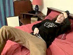 Skinny twink Sean Johansen loves jacking his ample shaft