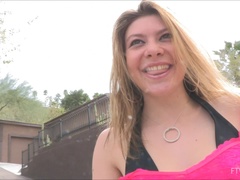 Anaal, Dichtbij, Vingeren, Masturbatie, Orgasme, Openbaar, Spuiten, Speelgoed