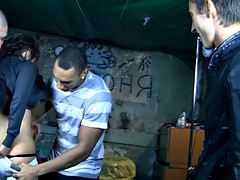 Минет, Двойное проникновение, Групповуха, Группа, На природе, Молоденькие, Сиськи