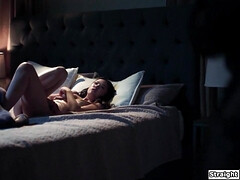 アジア人, デカパイ, ブロンド, ハードコア, Hd, 淫乱熟女, 小柄, 三人