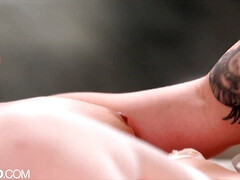 Arsch, Braunhaarige, Erotisch, Freundin, Lingerie, Muschi, Arsch lecken, Strümpfe