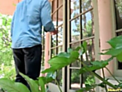 Grote lul, Sperma shot, Eerste keer, Hd, Schoolmeisje, Tiener, Tieten likken, Uniformpje