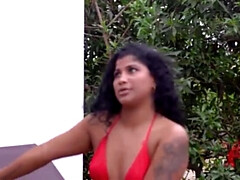 Biseksueel, Rondborstig, Latijnse vrouw, Lesbisch, Ondergoed, Rijpe lesbienne, Kut duiken, Strippen