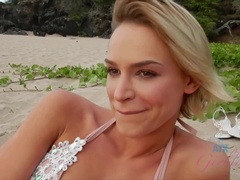 Amateur, Plage, Bikini, Blonde, Doigter, De plein air, Chatte, Rasée