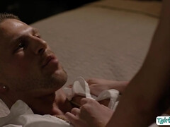 In den arsch, Arsch, Arschlecken, Tussi, Grosse titten, Blasen, Vollbusig, Titten