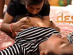 18 ans, Gros cul, Gros seins, Sucer une bite, Brunette brune, En levrette, Maigrichonne, Adolescente