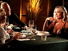 Dormitorio, Culo grande, Tetas grandes, Negro, Mamada, Estilo perrito, Ffm, Madres para coger