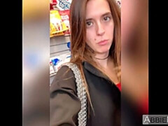 Leie, Grosser schwanz, Blasen, Spermaladung, Lecken, Pov, Öffentlich, Flotter dreier