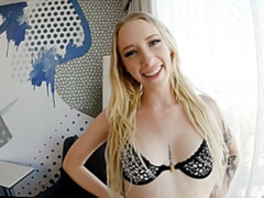 ベッドルーム, デカチン, ショートヘア, ガリガリ, ストッキング, タトゥー, ティーン, オッパイの