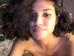 Leie, Braunhaarige, Behaart, Masturbation, Solo, Titten, Netzkamera