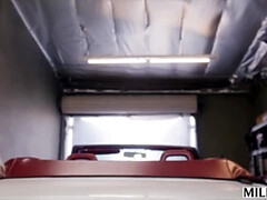 Blonde, Gorge profonde, En levrette, Faciale, Léchez, Chatte, Chevaucher, Nénés