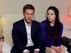 Amerikaans, Kont, Achter de coulissen, Blond, Geschoren, Softcore pornografie, Tiener, Tieten likken