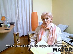 Beauté, Tchèque, Queue, Mature, Mère que j'aimerais baiser, Maman, Suçant, Nénés