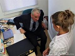 Красотки, Минет, Британки, Брюнетки, Зрелые, Милф, Сиськи, Винтаж