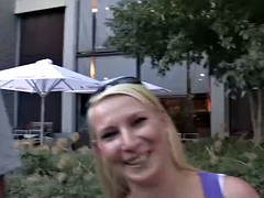 Rubia, Penetracion con dedos