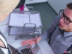 Blasen, Schwanz, Hundestellung, Lecken, Mutti, Büro, Pov, Muschi