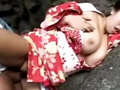 アジア人, フェラチオ, 巨乳な, 中出し, イく瞬間, 毛深い, オナニー, アウトドア