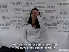 茶髪の, チェコ, ハードコア, 淫乱熟女, タトゥー, オッパイの