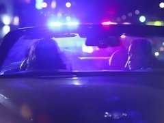 Sucer une bite, En levrette, Faciale, Branlette thaïlandaise, De plein air, Fessée, Uniforme