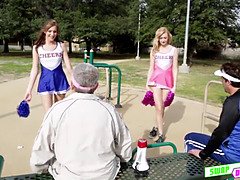 Cunnilingus, Engañando, Papá, Sexo duro, Hd, Pequeña, Adolescente, Uniforme