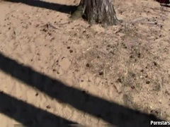 Grosse bite, Brunette brune, Faciale, Hd, De plein air, Pisser, Pov