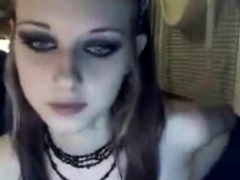 Gothic girl masterbates on webcam