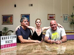 Amateur, Verga grande, Rubia, Mamada, Peludo, Tetas naturales, Pequeña, Adolescente