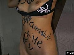 Amateur, Nana, Sucer une bite, Pénétrer avec le poing, Hard, Pute, Fessée