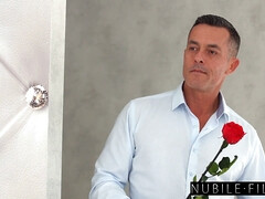 Grosser arsch, Grosse titten, Blasen, Spermaladung, Fingern, Hd, Lingerie, Strümpfe