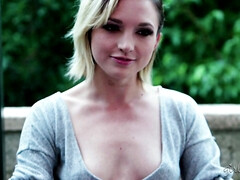 Gros seins, Sucer une bite, Doigter, Lesbienne, Masturbation, Nénés