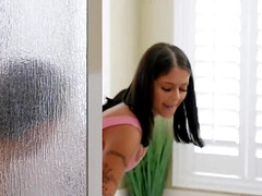 18 jahre, Tussi, Blasen, Braunhaarige, Handjob, Zierlich, Pornostars, Rau