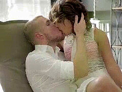 Минет, Семяизвержение, Поцелуи, Бритые, Софткор, Молоденькие