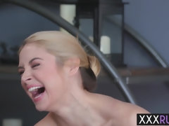 Grosse bite, Sucer une bite, Queue, Massage, Chatte, Suçant, Adolescente, Nénés