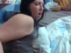 Любители, Анальный секс, Красотки, Брюнетки, Кончили внутрь, Секс без цензуры, Домашнее видео, Молоденькие