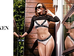 Grosser schwanz, Blasen, Braunhaarige, Hundestellung, Natürlich, Natürlichen titten, Jungendliche (18+), Titten