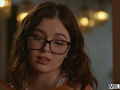 Milfy Insatiable Holly Seduces The Bartender His GF Leana