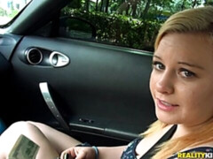 Grote kont, Grote lul, Grote mammen, Blond, Pijpbeurt, Hondjeshouding, Natuurlijke tieten, Gezichtspunt