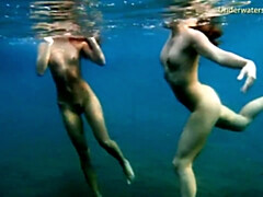 Bruinharig, Fetisj, Hd, Nudist, Klein, Roodharige vrouw, Tiener, Tieten likken