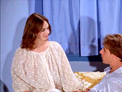 Amerikaans, Sperma shot, Vies praten, Vrouw, Eerste keer, Zoenen, Meesteres, Orgasme