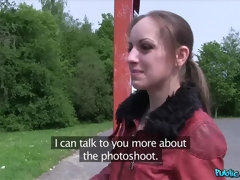 Blasen, Auto, Spermaladung, Hundestellung, Aufs gesicht abspritzen, Im freien, Pov, Öffentlich