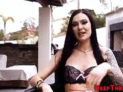 Pijpbeurt, Sperma in gezicht, Kokhalzen, Tatoeage