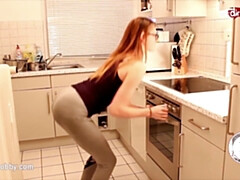 18 jaar, Enthousiasteling, Blond, Sperma, Schattig, Duits, Brillen, Tiener