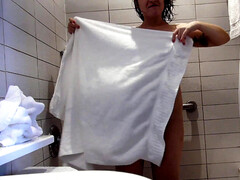 Amateur, Gorda, Culo grande, Tetas grandes, Morena, Hotel, Ducha, Inodoro