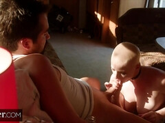 Blond, Pijpbeurt, Diep in de keel, Sperma in gezicht, Zuigen