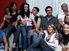 Anal, Culo grande, Verga grande, Rubia, Engañando, Estilo perrito, Madres para coger, Tetas