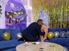 Amerikanisch, Grosse titten, Schwarz, Kleid, Absätze, Party, Tätowierung, Eng