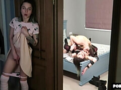 ベッドルーム, デカ尻, デカチン, フェラチオ, 茶髪の, バック, ティーン, オッパイの